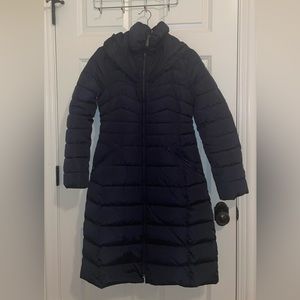 Puffer coat from Laundry by Shelli Segal